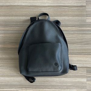 Lululemon bag